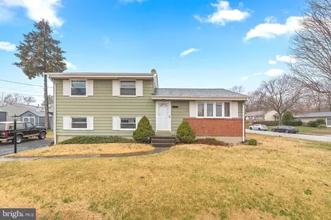 410 Wellham Ave, Glen Burnie, MD 21061