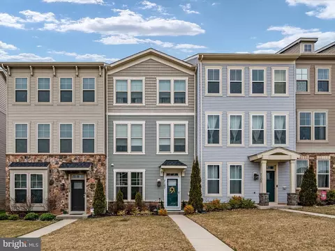 7107 Whitlow Ln, Glen Burnie, MD 21060