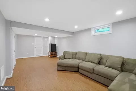 Living - 217 Arundel Rd, Pasadena, MD 21122 photo 5 of 5