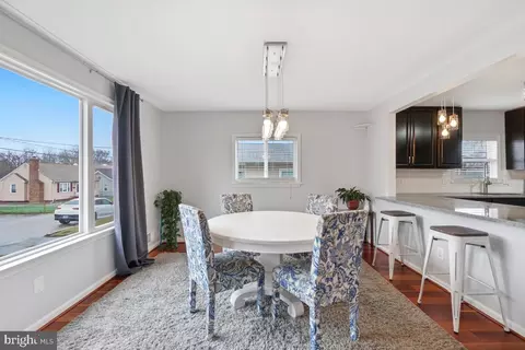 Dining - 217 Arundel Rd, Pasadena, MD 21122 photo 1 of 2