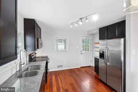 Kitchen - 217 Arundel Rd, Pasadena, MD 21122 photo 4 of 4