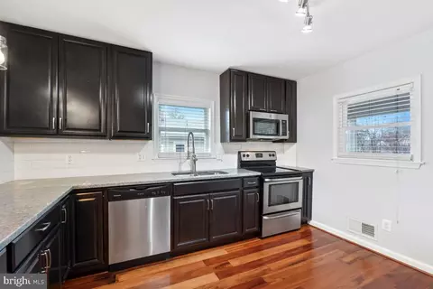 Kitchen - 217 Arundel Rd, Pasadena, MD 21122 photo 2 of 4