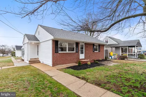 5713 Redmond St, Brooklyn, MD 21225
