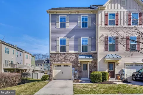 638 Foxwood Dr, Glen Burnie, MD 21060