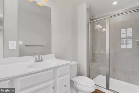 Bath - Undisclosed, Hanover, MD 21076 photo 5 of 5