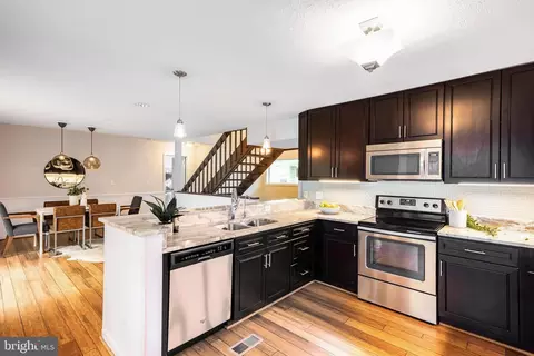 Kitchen - 208 Cinnamon Ln, Edgewater, MD 21037 photo 1 of 4