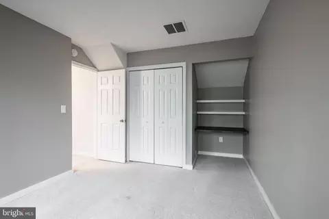 Bedroom - 208 Cinnamon Ln, Edgewater, MD 21037 photo 6 of 8