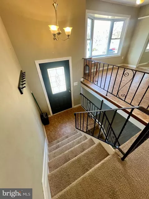 Entry Way - 3027 Marlin Dr, Riva, MD 21140 photo 1 of 1