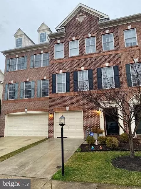 2482 Cheyenne Dr, Gambrills, MD 21054