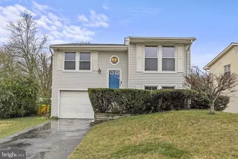 1840 Quebec St, Severn, MD 21144