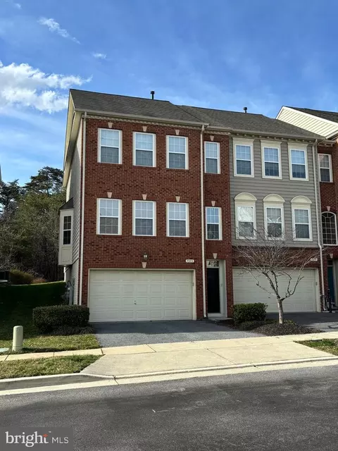 7572 Maiden Head Dr, Hanover, MD 21076