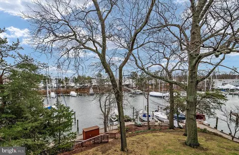 756 E Fairview Ave, Annapolis, MD 21403