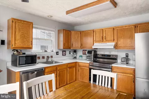 Kitchen - 968 11th St, Pasadena, MD 21122 photo 5 of 6