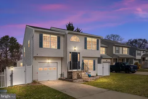Exterior - 968 11th St, Pasadena, MD 21122 photo 1 of 8