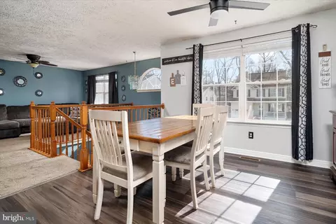 Dining - 968 11th St, Pasadena, MD 21122 photo 2 of 2