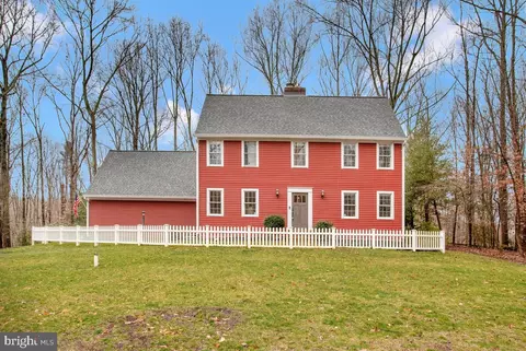 1693 Justin Dr, Gambrills, MD 21054