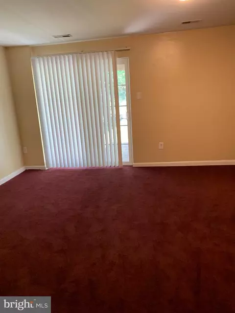 Living - 8218 Appalachian Dr, Pasadena, MD 21122 photo 2 of 3