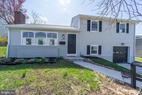 207 Regency Cir, Linthicum Heights, MD 21090