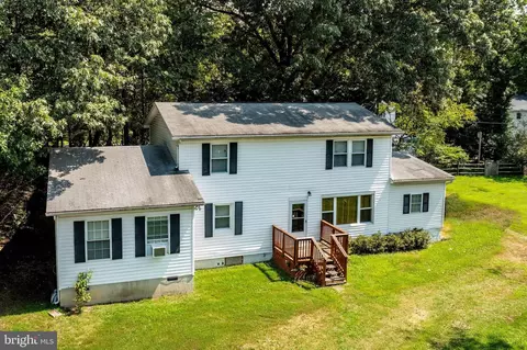 5943 Sneed Dr, Deale, MD 20751