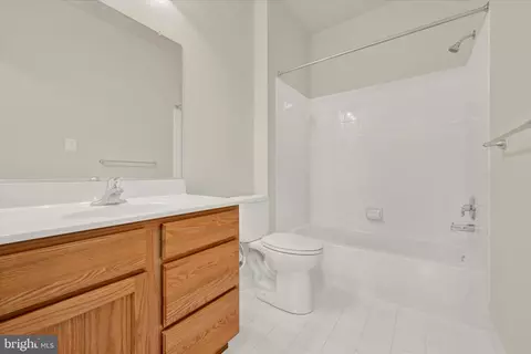 Bath - 163 Jacobia Dr #K-1, Pasadena, MD 21122 photo 2 of 2