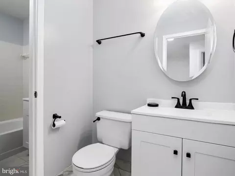 Bath - 8655 Scorton Harbour, Pasadena, MD 21122 photo 1 of 5