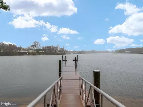 View/Area - 8655 Scorton Harbour, Pasadena, MD 21122 photo 3 of 5