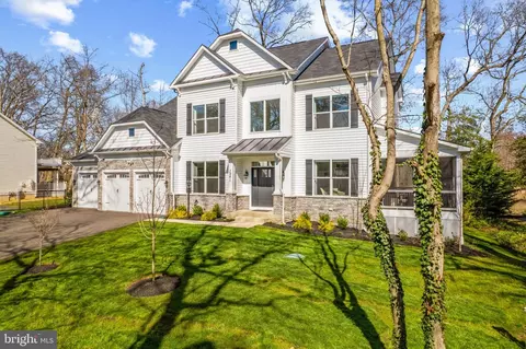 Exterior - 3941 W Shore Dr, Edgewater, MD 21037 photo 5 of 5