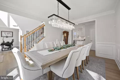 Dining - 3941 W Shore Dr, Edgewater, MD 21037 photo 1 of 4