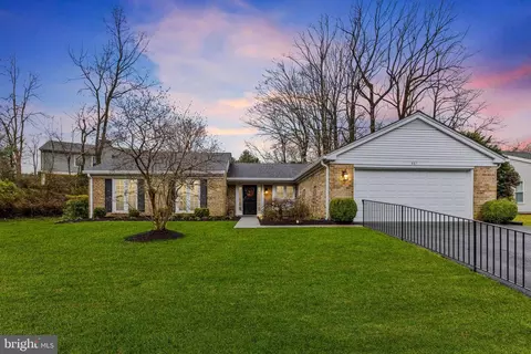 867 Clubhouse Village Vw, Annapolis, MD 21401