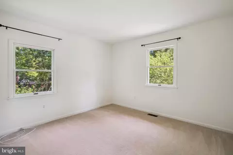 Bedroom - 2180 Glenfield Rd, Annapolis, MD 21401 photo 2 of 3