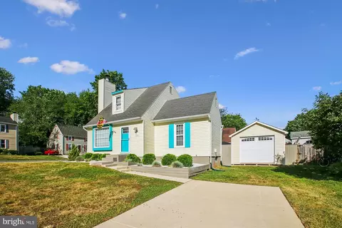 1041 Hyde Park Dr, Annapolis, MD 21403