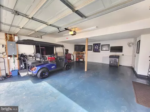 Exterior - 708 Tyler Point Rd, Deale, MD 20751 photo 3 of 5