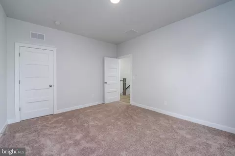 Bedroom - 216 Drum Ave S, Pasadena, MD 21122 photo 1 of 4