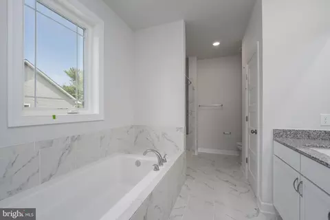 Bath - 216 Drum Ave S, Pasadena, MD 21122 photo 2 of 5