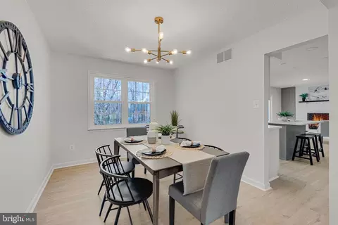 1304 Blackwalnut Ct, Annapolis, MD 21403 photo 11
