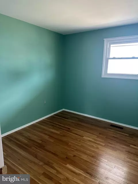341 Park Hall S, Laurel, MD 20724 photo 4