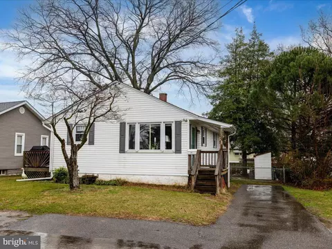 Exterior - 219 Glen Rd, Pasadena, MD 21122 photo 11 of 11