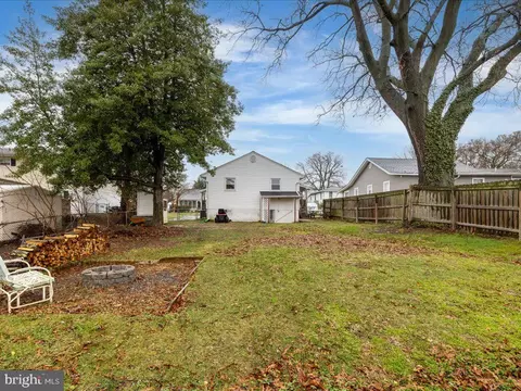 Exterior - 219 Glen Rd, Pasadena, MD 21122 photo 6 of 11