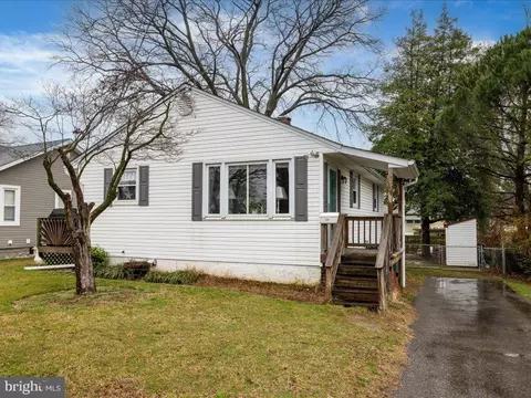 Exterior - 219 Glen Rd, Pasadena, MD 21122 photo 2 of 11