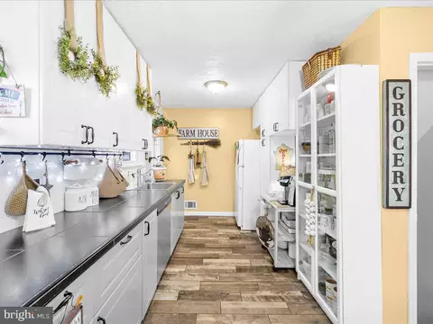 Other - 219 Glen Rd, Pasadena, MD 21122 photo 3 of 7
