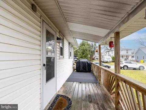 Exterior - 219 Glen Rd, Pasadena, MD 21122 photo 7 of 11
