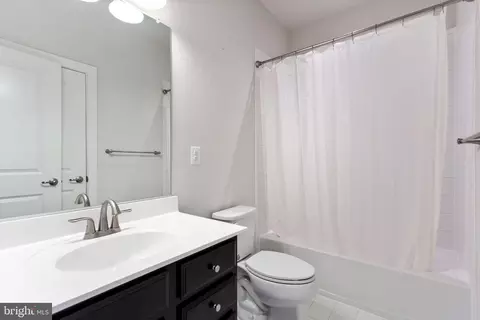 Bath - 7409 Tennison Ln, Hanover, MD 21076 photo 5 of 5