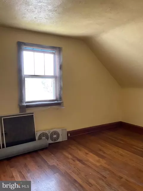 Other - 215 Mulberry Ave, Pasadena, MD 21122 photo 6 of 9