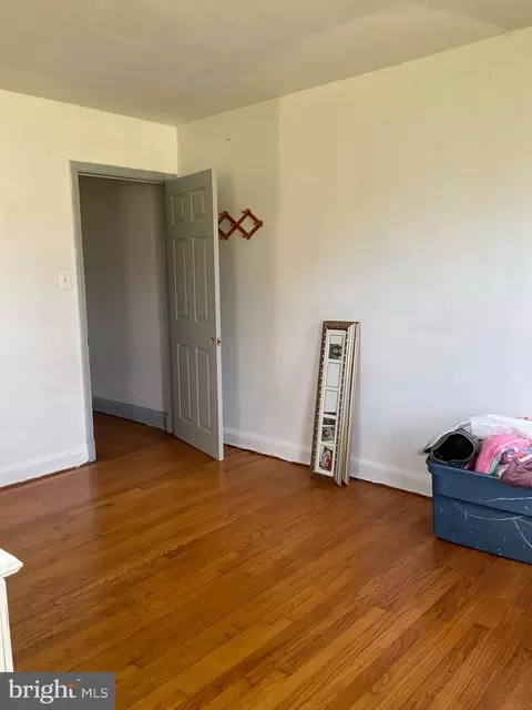 Bedroom - 215 Mulberry Ave, Pasadena, MD 21122 photo 1 of 2