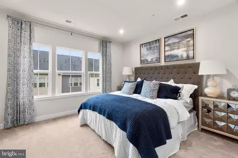 Bedroom - 6023 Workers Dr, Brooklyn, MD 21225 photo 1 of 6