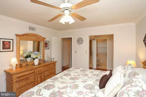Bedroom - 55 Nicholson Dr, Pasadena, MD 21122 photo 2 of 3