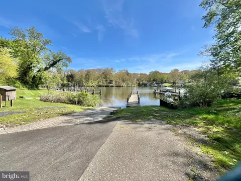 View/Area - 55 Nicholson Dr, Pasadena, MD 21122 photo 1 of 4