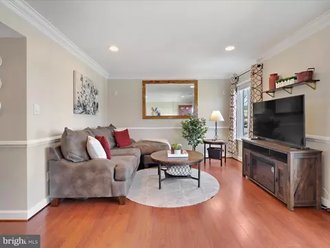 Living - 2208 Notely Ln, Crofton, MD 21114 photo 4 of 6