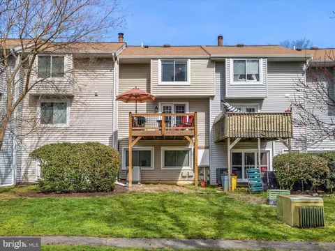 Exterior - 2208 Notely Ln, Crofton, MD 21114 photo 10 of 12