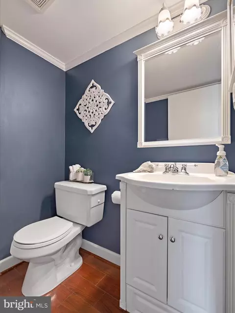 Bath - 2208 Notely Ln, Crofton, MD 21114 photo 1 of 3